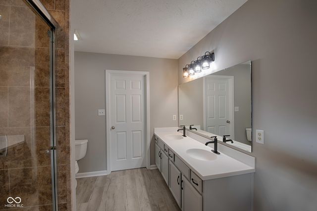 7866 Sergi Canyon Drive, Indianapolis, IN 46217