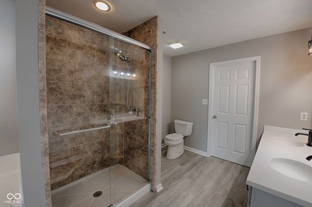 7866 Sergi Canyon Drive, Indianapolis, IN 46217
