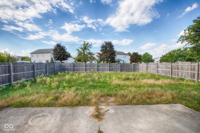 7866 Sergi Canyon Drive, Indianapolis, IN 46217