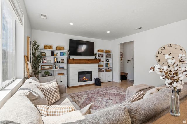 1532 N WOODSIDE DR, Spanish Fork, UT 84660