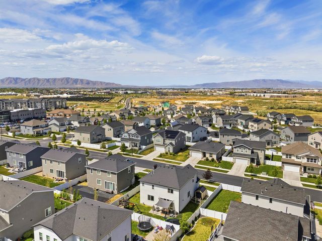 1532 N WOODSIDE DR, Spanish Fork, UT 84660