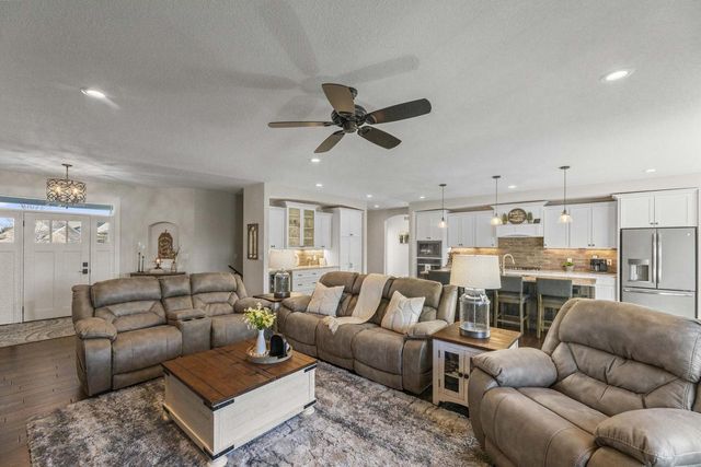 N3939 Prairie Ridge LANE, Helenville, WI 53137