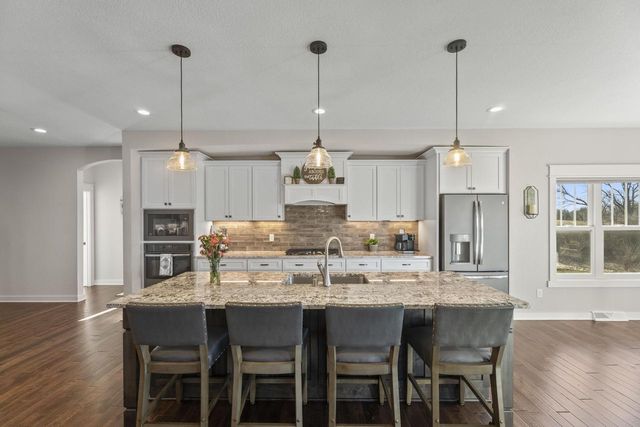 N3939 Prairie Ridge LANE, Helenville, WI 53137