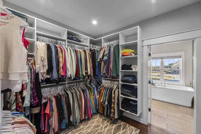 N3939 Prairie Ridge LANE, Helenville, WI 53137