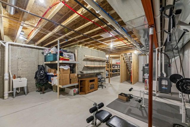 N3939 Prairie Ridge LANE, Helenville, WI 53137