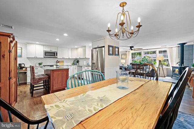603 CEDAR ST, Tuckerton, NJ 08087
