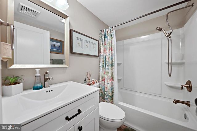 603 CEDAR ST, Tuckerton, NJ 08087