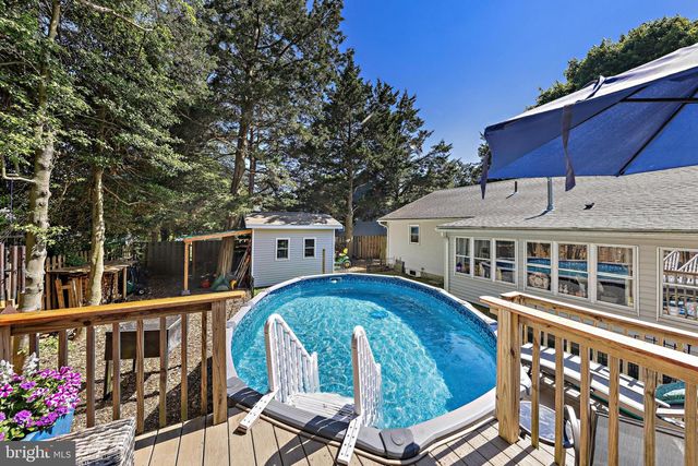 603 CEDAR ST, Tuckerton, NJ 08087