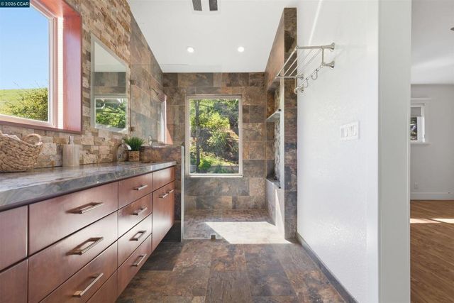 9530 Morgan Territory Rd, Livermore, CA 94551