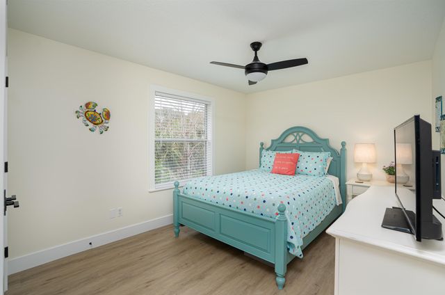 203 E St C, St Augustine, FL 32080