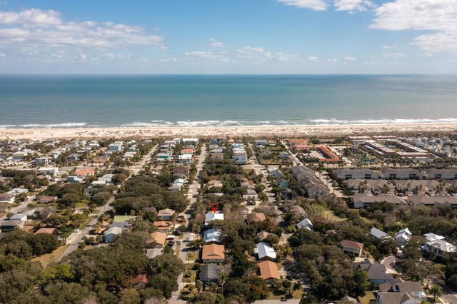 203 E St C, St Augustine, FL 32080