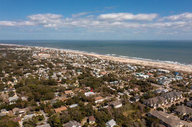 203 E St C, St Augustine, FL 32080