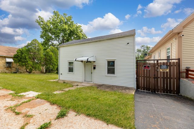 656 Summit Street, Joliet, IL 60435