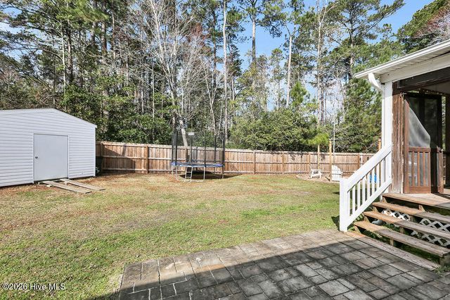 132 Holiday Drive, Hampstead, NC 28443