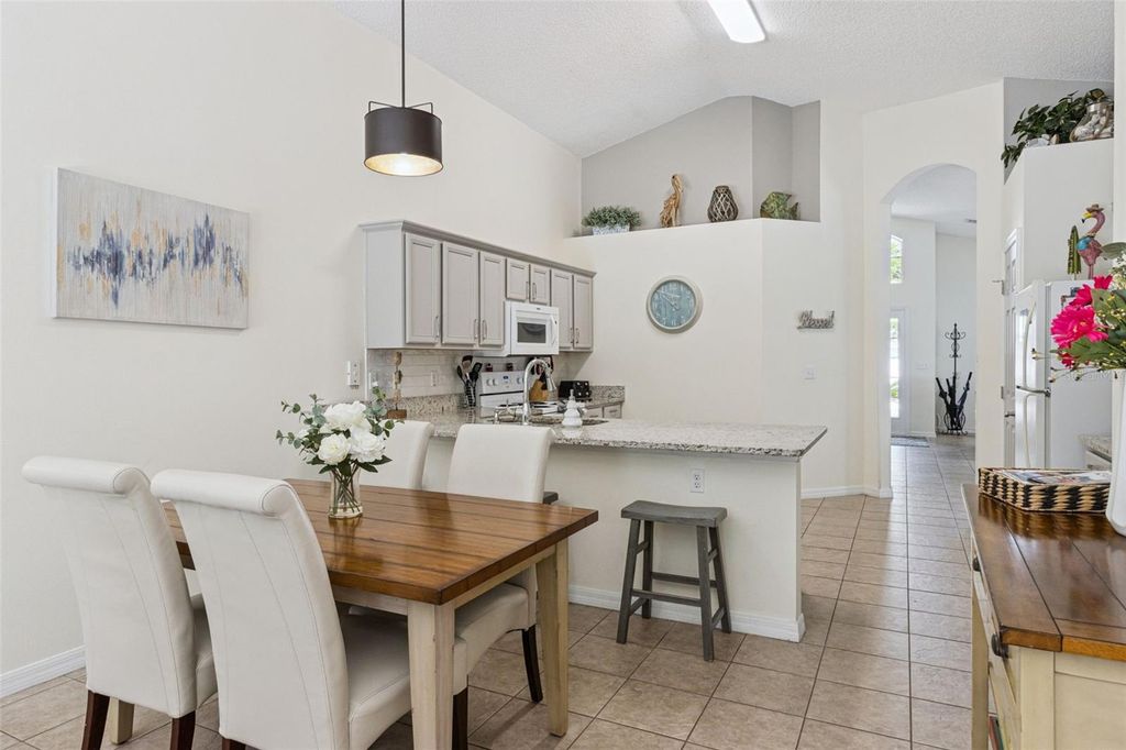 Image 8 of property listing at 138 MADIERA BEACH BOULEVARD, Kissimmee, FL 34746