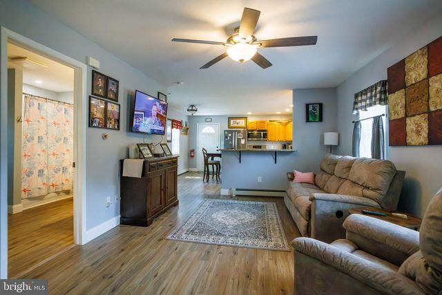 222 ZIMMERMAN AVE, Chesilhurst, NJ 08089