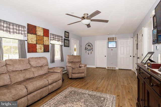 222 ZIMMERMAN AVE, Chesilhurst, NJ 08089