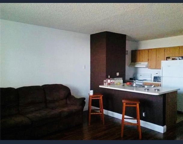 2401 Riverside Drive 212B, Coral Springs, FL 33065