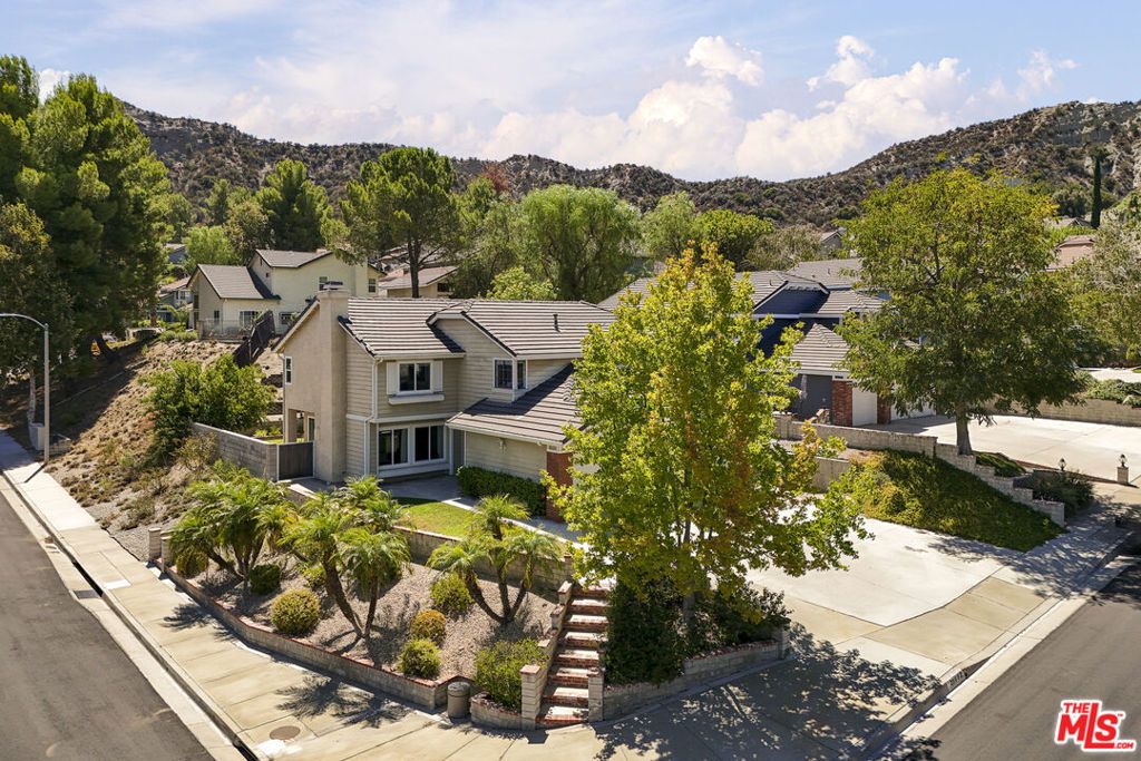 28602 Heather Lane, Castaic, CA 91384 — exterior