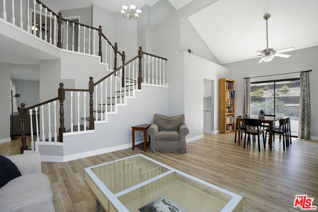 28602 Heather Lane, Castaic, CA 91384 — photo 2