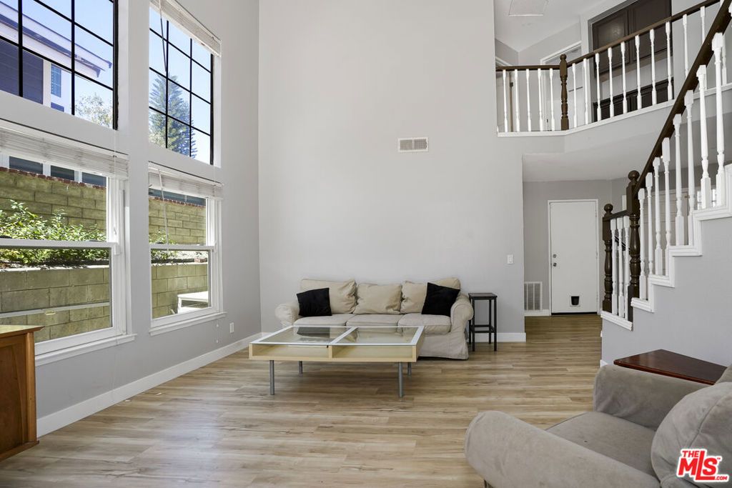 28602 Heather Lane, Castaic, CA 91384 — photo 3