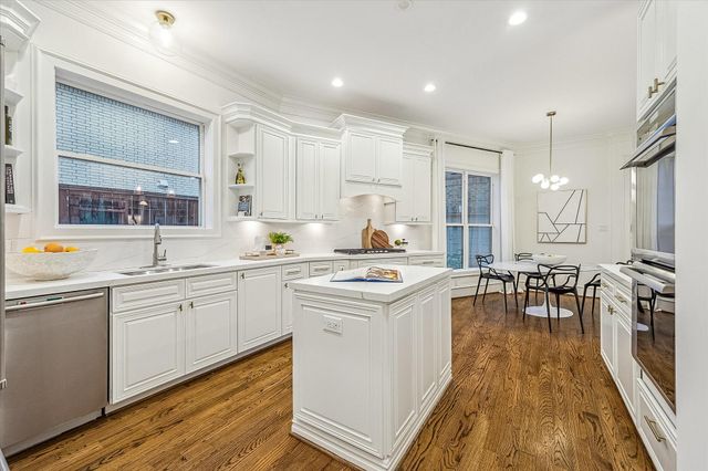 3917 Tennyson Street, West University Place, TX 77005