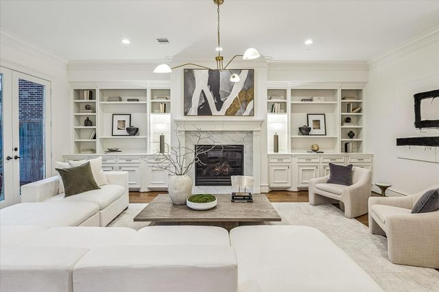 3917 Tennyson Street, West University Place, TX 77005