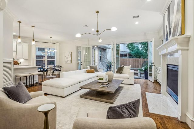 3917 Tennyson Street, West University Place, TX 77005