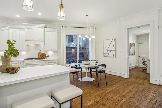 3917 Tennyson Street, West University Place, TX 77005