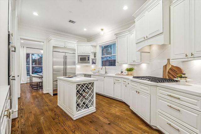 3917 Tennyson Street, West University Place, TX 77005