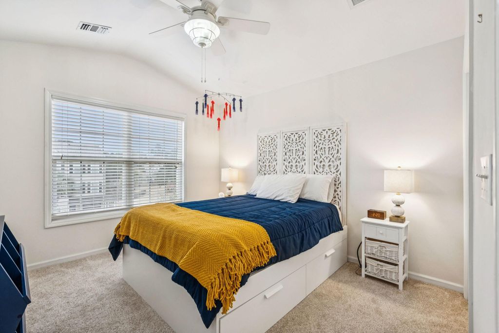 Image 12 of property listing at 1466 Hamlin Park Circle, Mount Pleasant, SC 29466