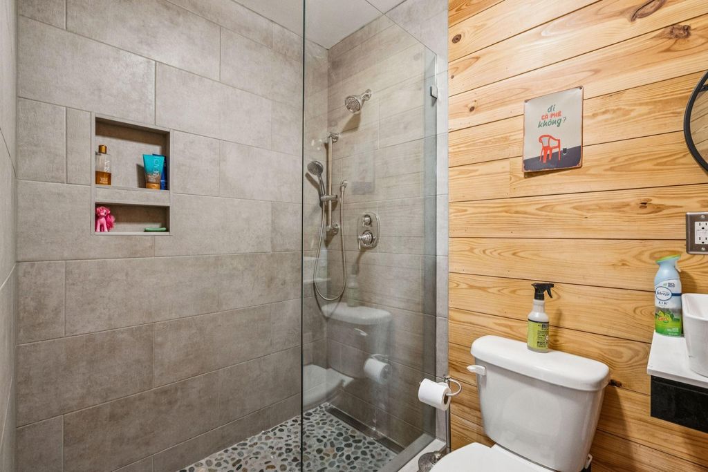 Image 24 of property listing at 1466 Hamlin Park Circle, Mount Pleasant, SC 29466