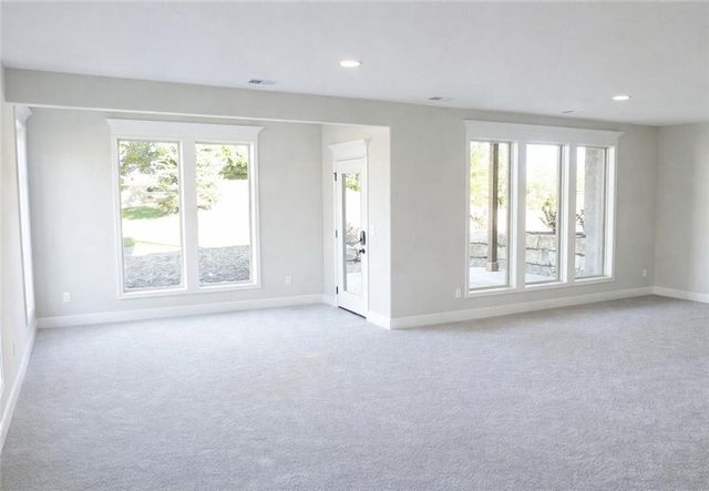 12496 S Barth Road, Olathe, KS 66061