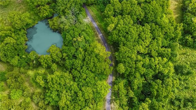 12496 S Barth Road, Olathe, KS 66061