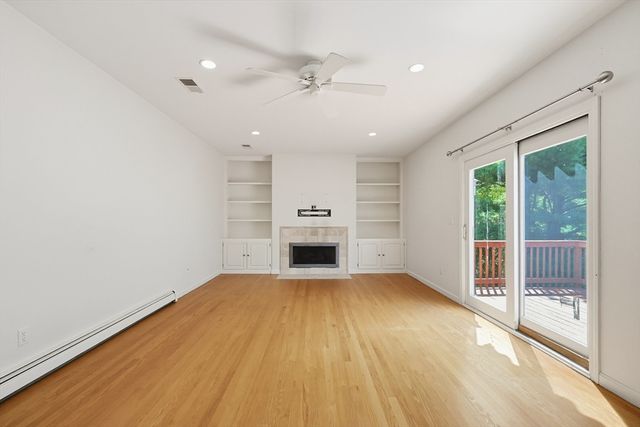 250 Palisades Cir, Stoughton, MA 02072