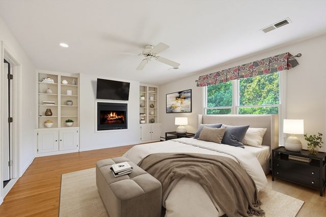 250 Palisades Cir, Stoughton, MA 02072