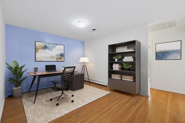 250 Palisades Cir, Stoughton, MA 02072