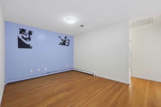 250 Palisades Cir, Stoughton, MA 02072