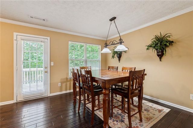4718 Middleboro Lane, Gainesville, GA 30506
