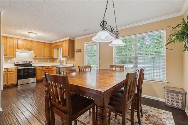 4718 Middleboro Lane, Gainesville, GA 30506