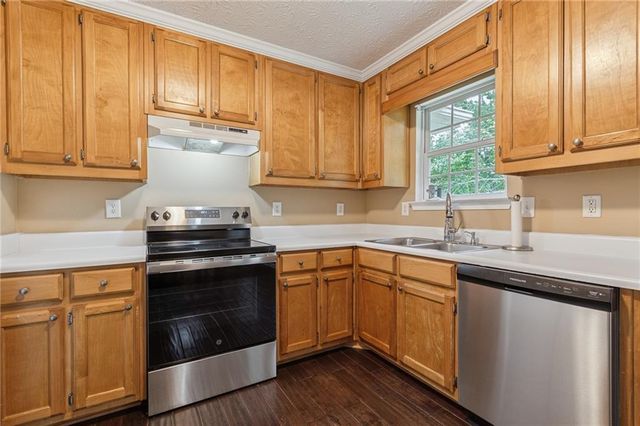 4718 Middleboro Lane, Gainesville, GA 30506