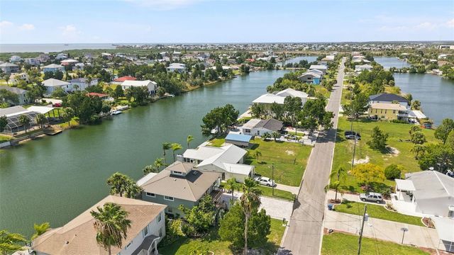 3199 AZALEA DRIVE, Hernando Beach, FL 34607