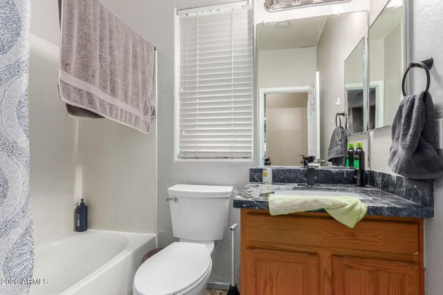 8406 W MOHAVE Street, Tolleson, AZ 85353