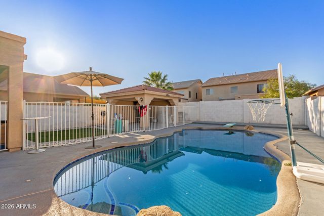 8406 W MOHAVE Street, Tolleson, AZ 85353