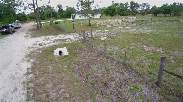 7932 3rd TER, Labelle, FL 33935