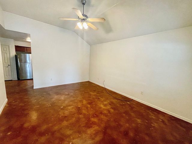 5018 205 LOOP B, Temple, TX 76502