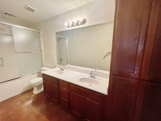 5018 205 LOOP B, Temple, TX 76502