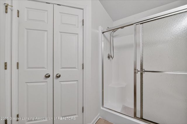 12948 Townsend 611, Grand Ledge, MI 48837