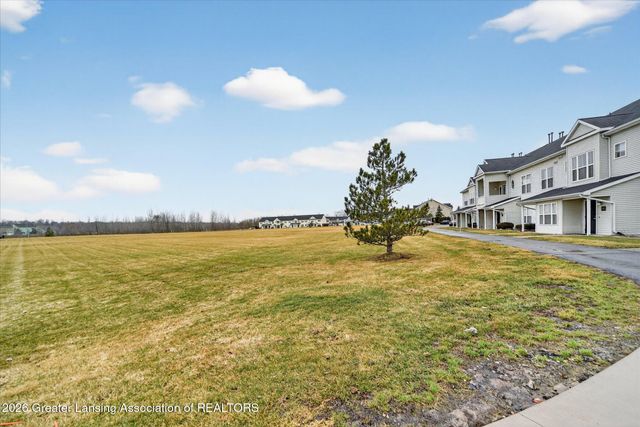 12948 Townsend 611, Grand Ledge, MI 48837