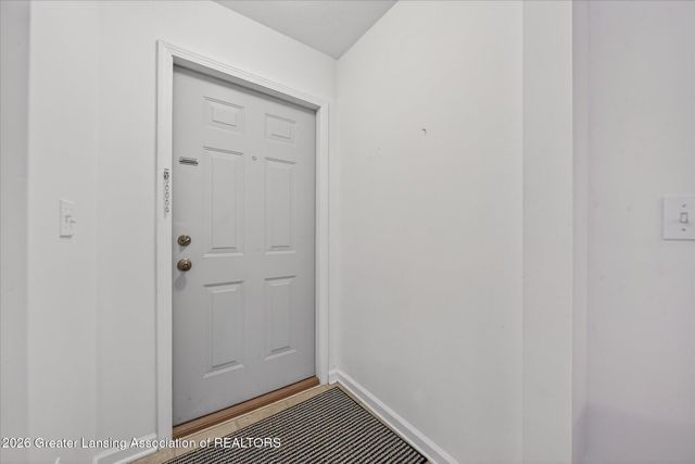 12948 Townsend 611, Grand Ledge, MI 48837